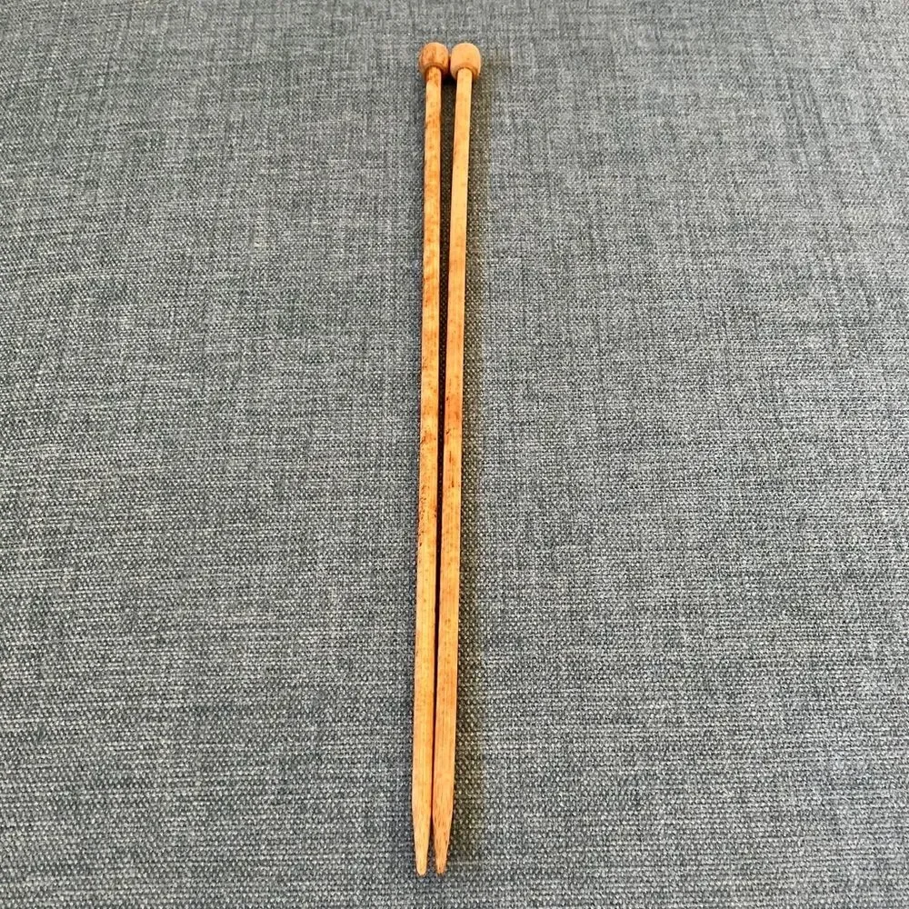 Clover Knitting Needles, Size 9